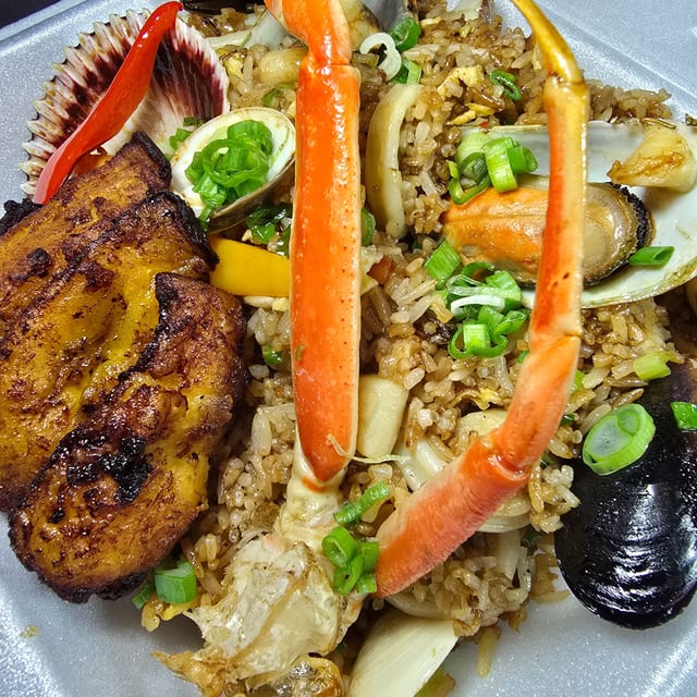 Chaufa Mariscos.